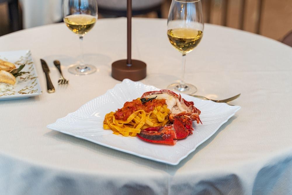 Best Western Hotel Leonardo Da Vinci Erba Eksteriør bilde