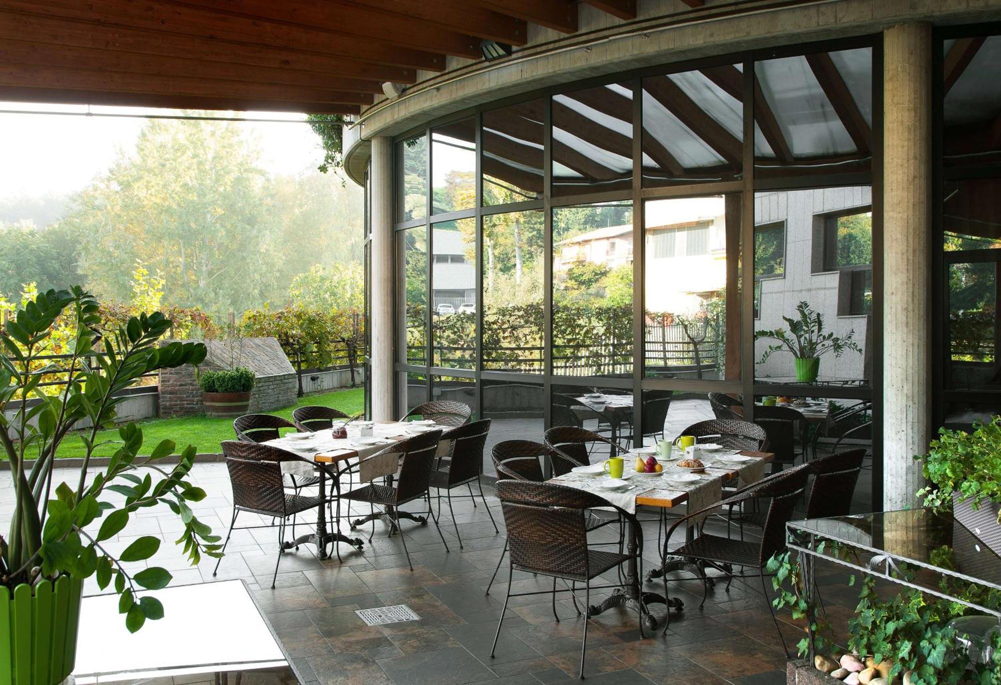 Best Western Hotel Leonardo Da Vinci Erba Eksteriør bilde